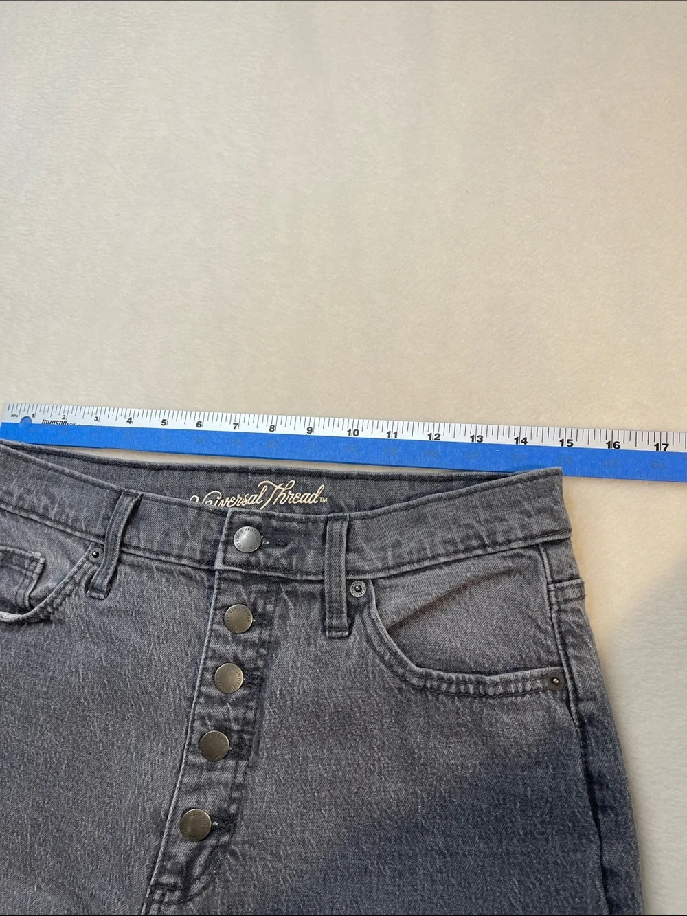 Universal Thread VINTAGE STRAIGHT WOMENS SIZE 8/29R Washed Black Denim Jeans